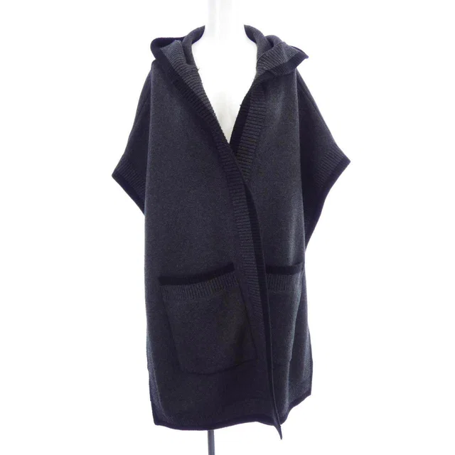 Burberry Cashmere Blend Cape in Cashmere from LuxUness