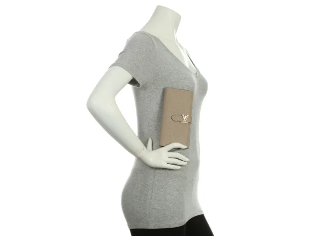 Beige Pebble Taurillon LV Vertical Wallet in Beige Leather from Ann's Fabulous Finds, photo 8 of 8