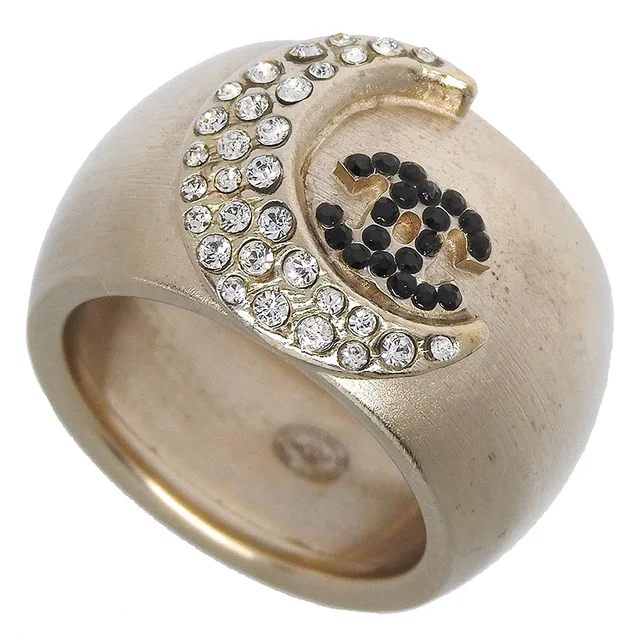 Chanel 2008年製ラインストーンムーンモチーフCCマークリング #53 ゴールド from VINTAGE QOO TOKYO