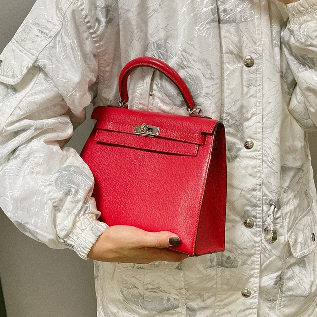 Hermès 2002 Kelly 25 Framboise in Goatskin from VINTAGE QOO TOKYO