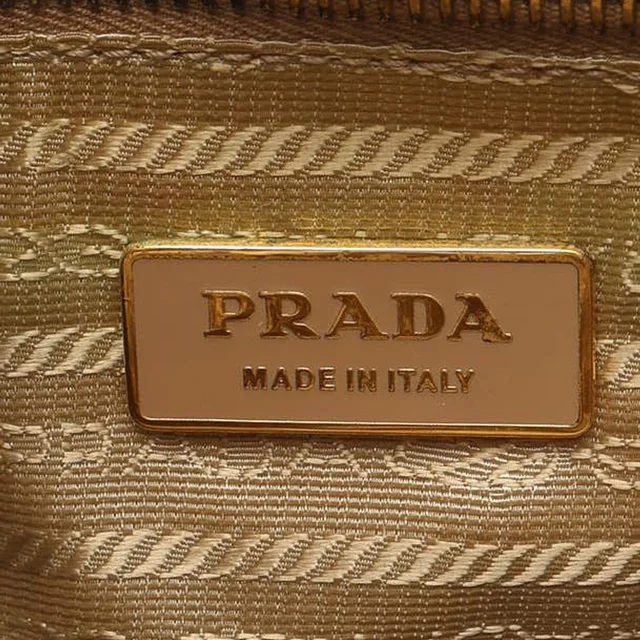 Prada Saffiano Galleria Bag in Saffiano leather from A Retro Tale, photo 10 of 13