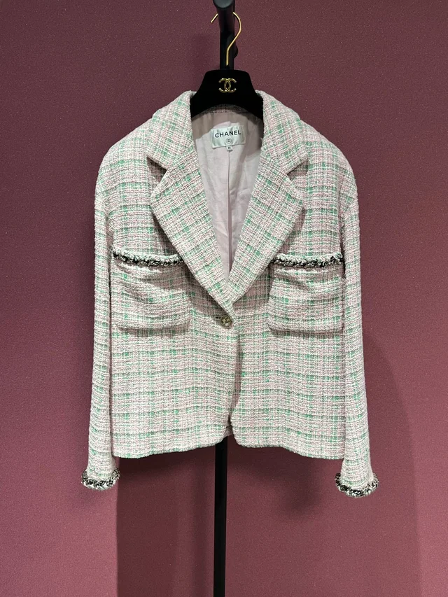 Chanel 21S Jacket 36 from Luxury Promise