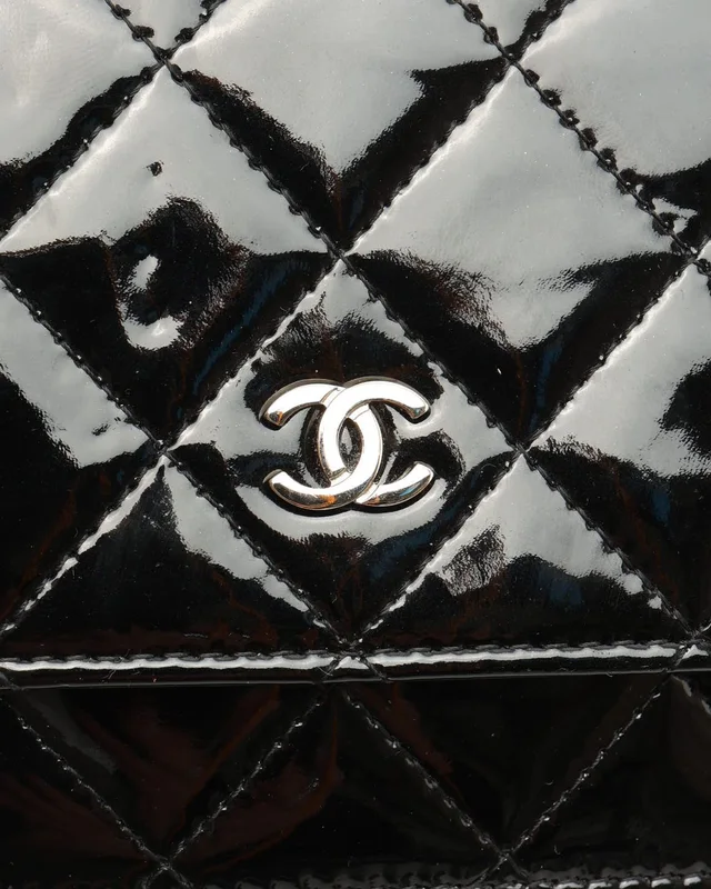 Chanel Classic Patent Wallet On Chain Bag in Patent leather from A Retro Tale, photo 6 of 10