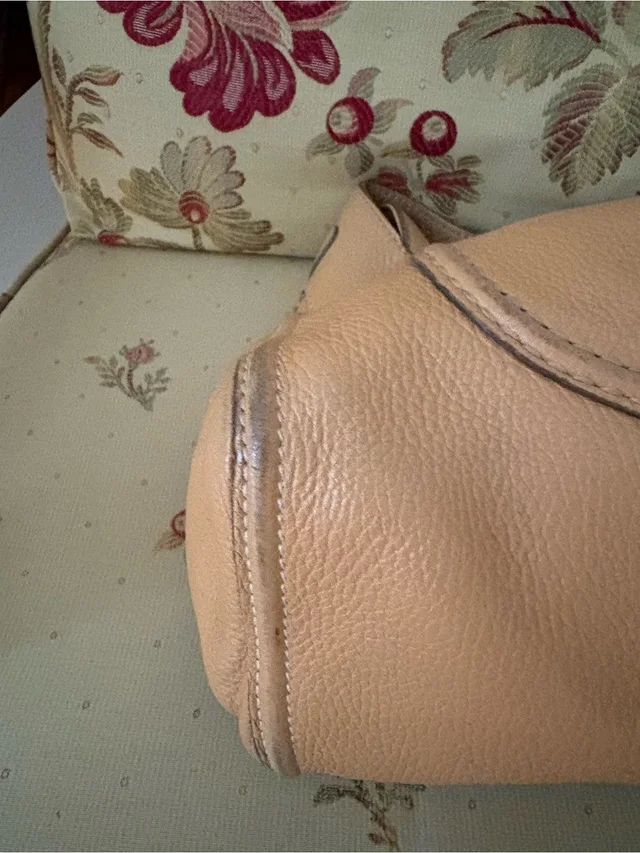 Tod's Beige Leather Shoulder Bag - Women's Everyday Hobo in brown|neutral Leather from Poshmark, photo 8 of 13