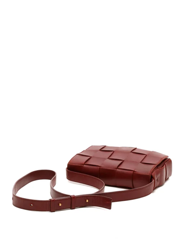 Bottega Veneta Intrecciato Cassette Bag in Woven leather from A Retro Tale, photo 4 of 7
