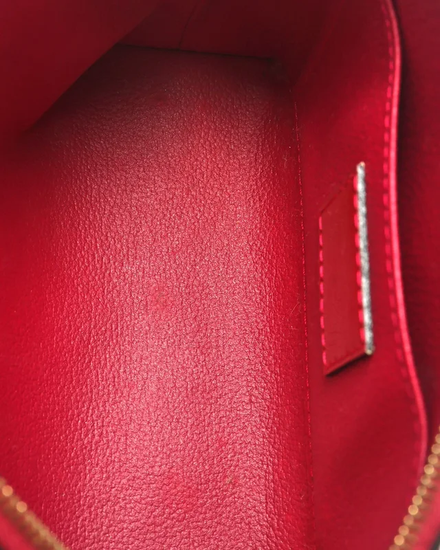 Louis Vuitton Vernis Cosmetic Pouch in Leather from A Retro Tale, photo 6 of 8