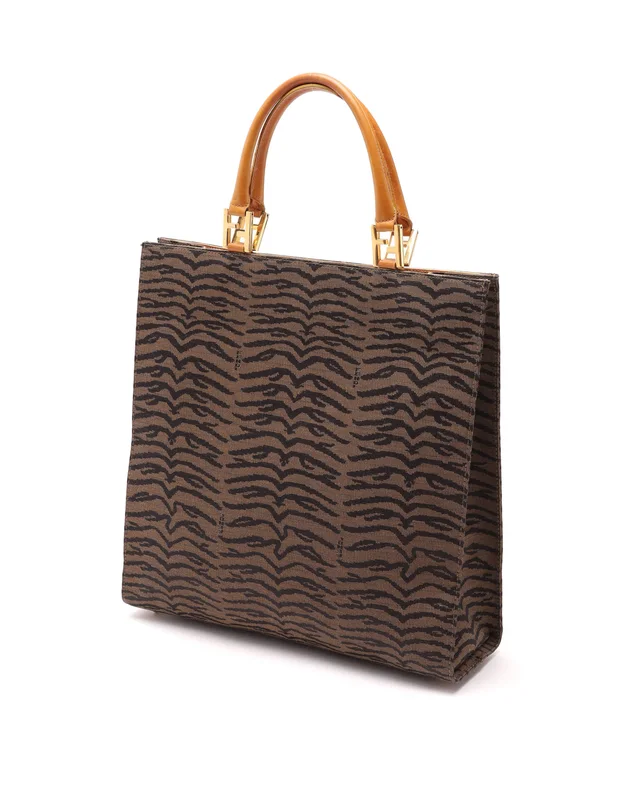 Fendi Tiger Tote Bag in Canvas from A Retro Tale, photo 3 of 8