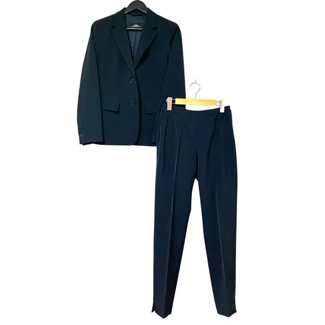 Max Mara Weekend Line Tailored Jacket Trousers Suit Set Black in Black from The Reluxe