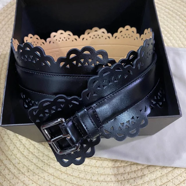 Alaïa Laser-Cut Scalloped Leather Belt in black Leather from Poshmark