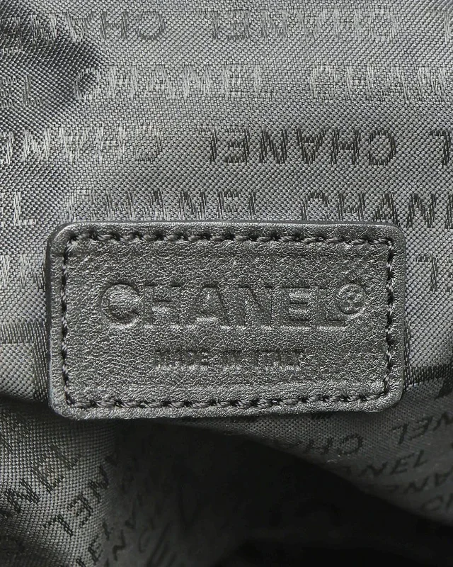 Chanel Sports Line CC Weekend Bag in Canvas from A Retro Tale, photo 7 of 10