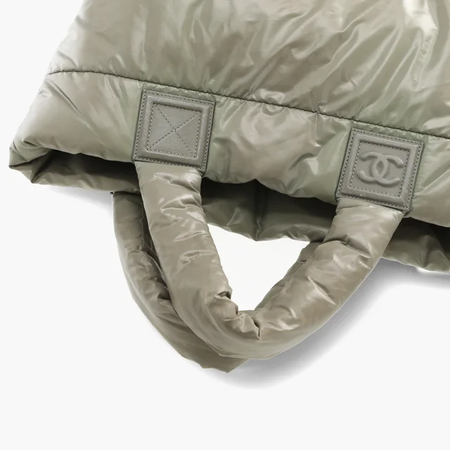 Chanel Coco Cocoon Nylon Tote Bag in Nylon from A Retro Tale, photo 6 of 10