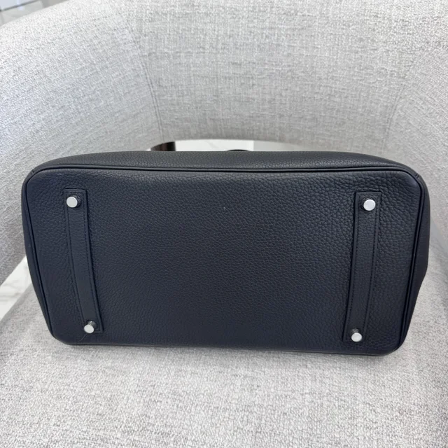 Hermès Birkin 35 Black Togo PHW Bag in Black Metal, togo leather from Reowned, photo 4 of 5