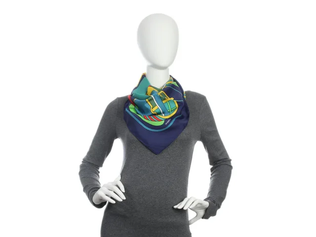 Hermès Thalassa Silk Scarf 90cm in Silk from Ann's Fabulous Finds, photo 5 of 6