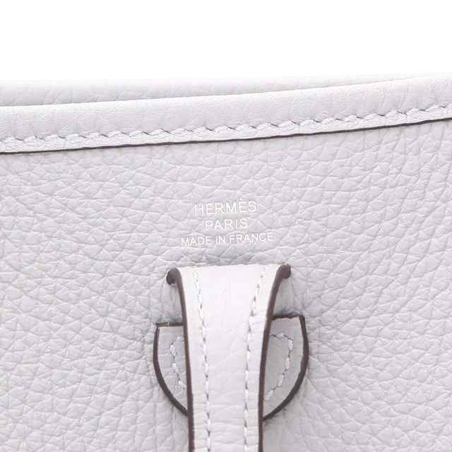 Hermès Mini Evelyne shoulder bag in Gris Pantin Clémence calfskin in Grey Clemence leather from Collector Square, photo 3 of 4