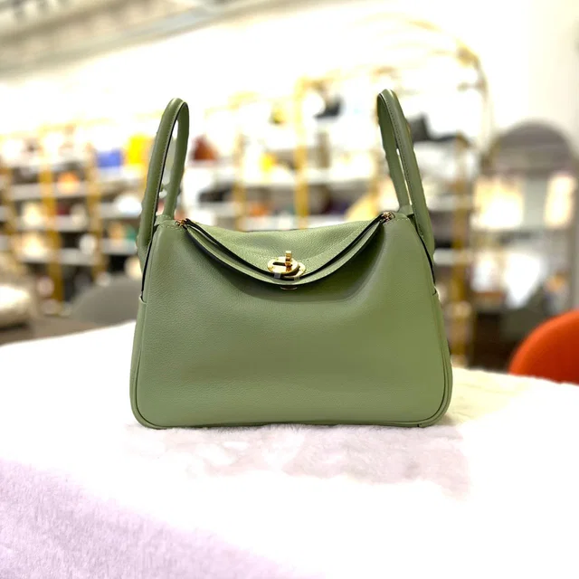Hermès Lindy 26 in Green Leather from Luxury Promise