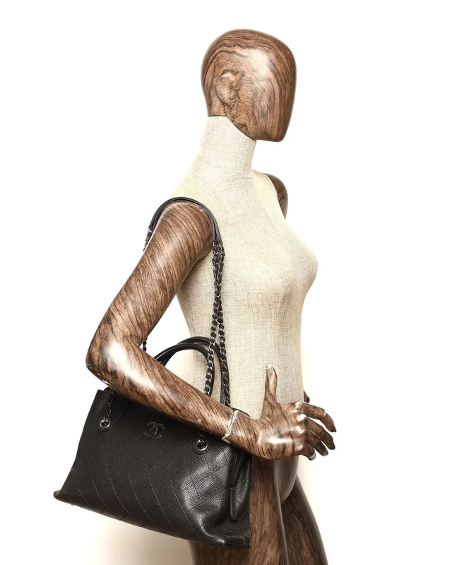 Chanel CC Urban Shopping Bag in Caviar leather from A Retro Tale, photo 8 of 8