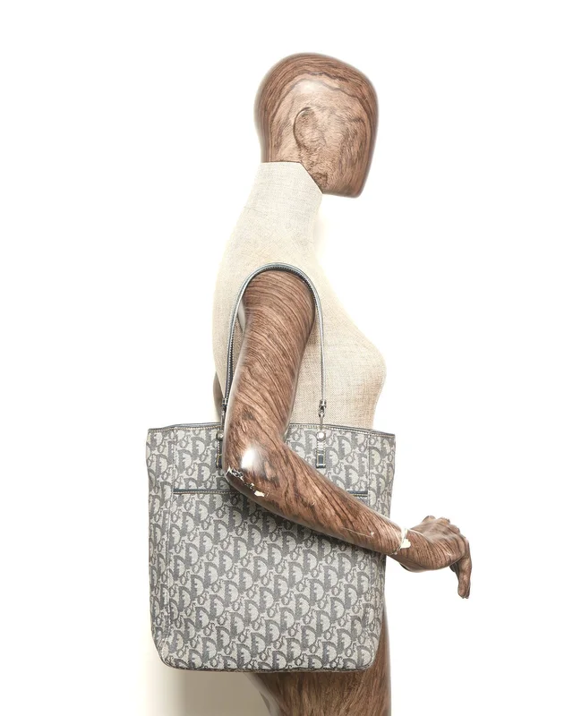 Dior Trotter Tote Bag in Canvas from A Retro Tale, photo 8 of 8