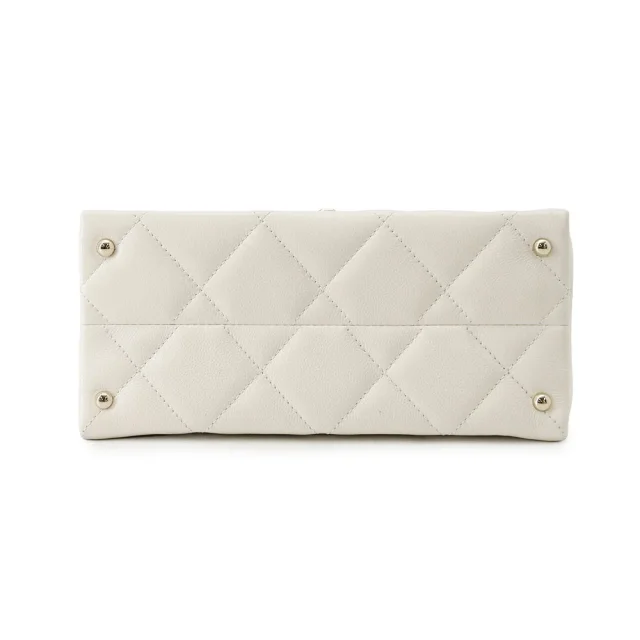 Chanel Matelasse Top Handle ChainShoulder Bag WhiteAS4711 Caviar Leather Size Mini in Caviar leather from GALLERY RARE, photo 3 of 17