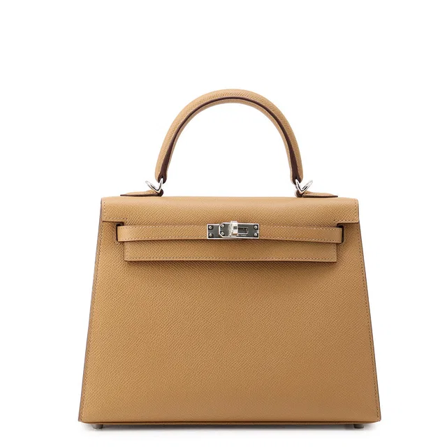 Hermès Kelly Sellier Biscuit Epsom Size 25 in Epsom leather from GALLERY RARE