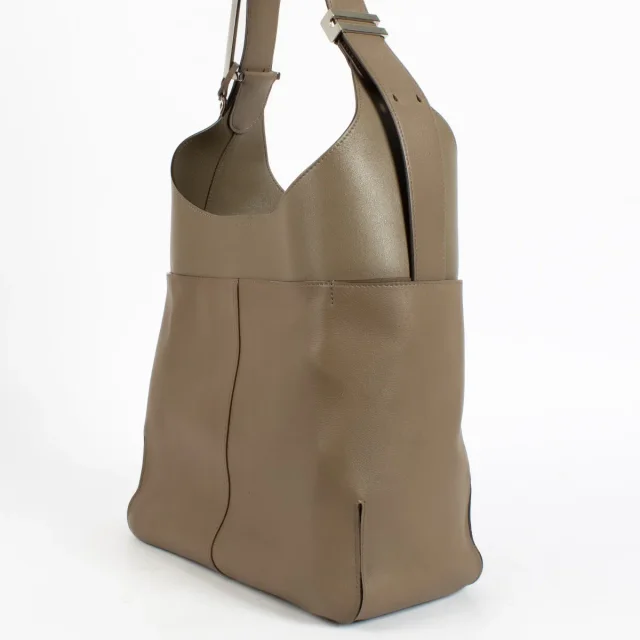 Delvaux Taupe Jumping/Zele Calf So Cool MM Bag in Taupe Leather from Labellov, photo 3 of 4