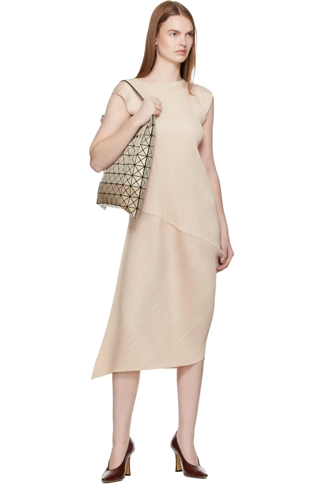BAO BAO ISSEY MIYAKE Beige Prism Bi-Color Tote, photo 4 of 4 from SSENSE