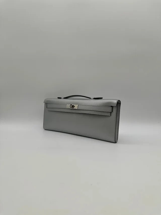 Hermès Kelly Cut Argent Chevre Palladium Hardware in Silver Goatskin from Luxury Promise, photo 6 of 9