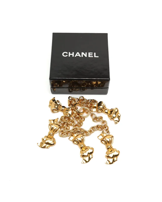 Chanel Bow Necklace from A Retro Tale, photo 2 of 4