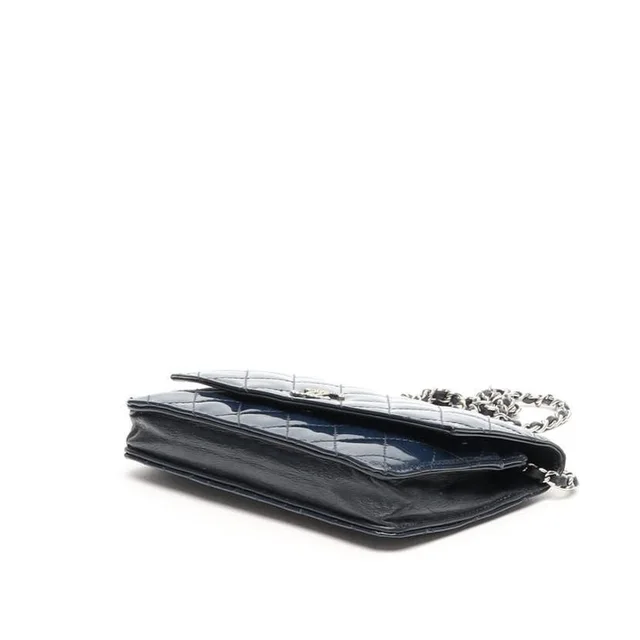 Chanel Patent Wallet On Chain Bag in Patent leather from A Retro Tale, photo 4 of 13