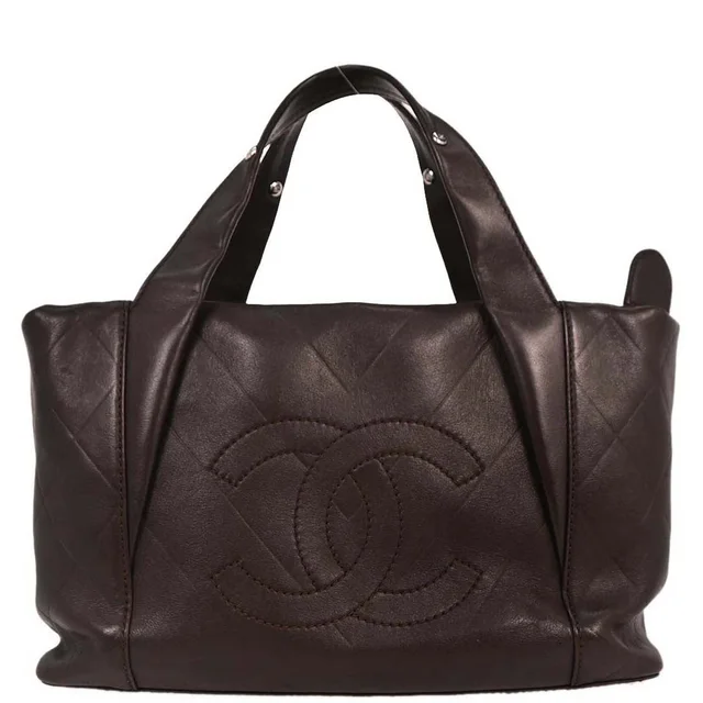 Chanel 2005-2006 Brown Lambskin Chevron Handbag in Brown Lambskin from AMORE Vintage Tokyo