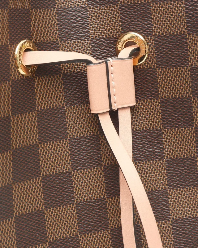 Louis Vuitton Damier Ebene NéoNoé MM Bag in Brown Canvas from A Retro Tale, photo 6 of 10