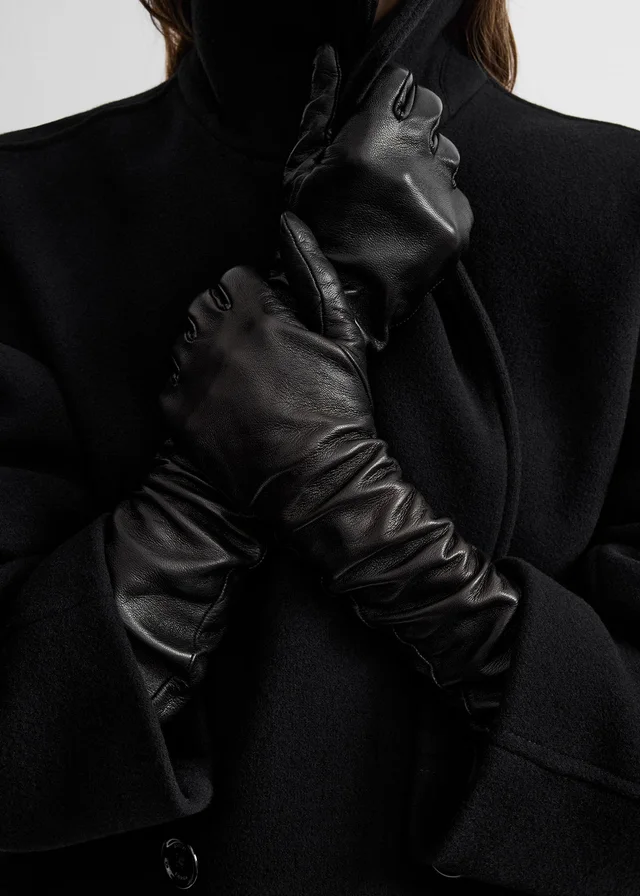 Toteme Extra-long leather gloves black, photo 4 of 5 from SENSER