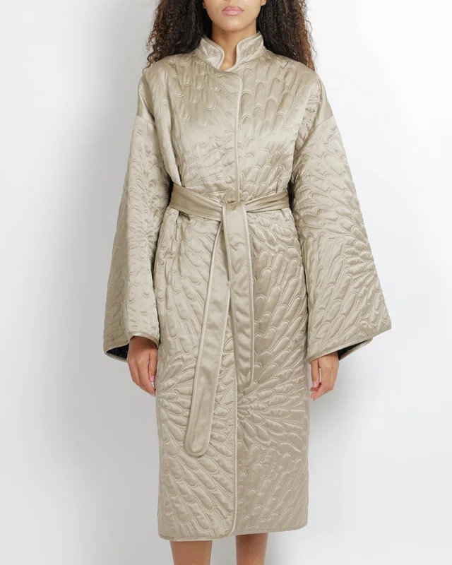 Loro Piana Light Grey Silk and Cashmere Padded Coat with Belt Detail Size M (UK 10) in Grey Silk from Sellier