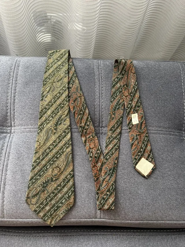 Givenchy Gentlemen Paris Wool Silk Tie in multicolor Silk from Grailed