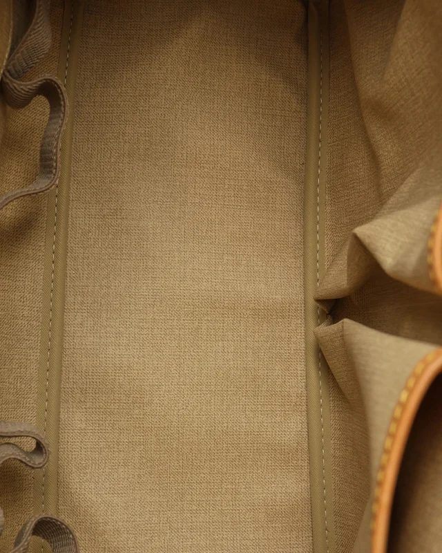 Louis Vuitton Monogram Deauville Bag from A Retro Tale, photo 7 of 10