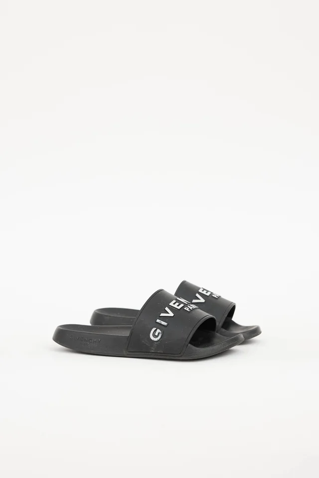 Givenchy Kids Logo Slide in Leather from VSP Consignment, photo 2 of 2