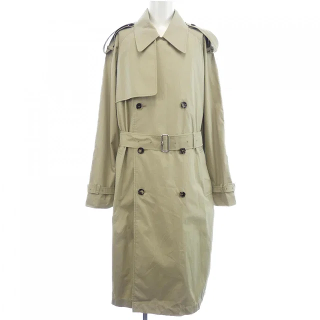 Burberry Trench Coat from LuxUness