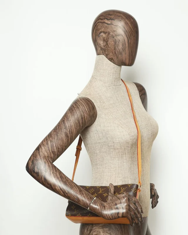 Louis Vuitton Monogram Trotteur Crossbody Bag from A Retro Tale, photo 9 of 9