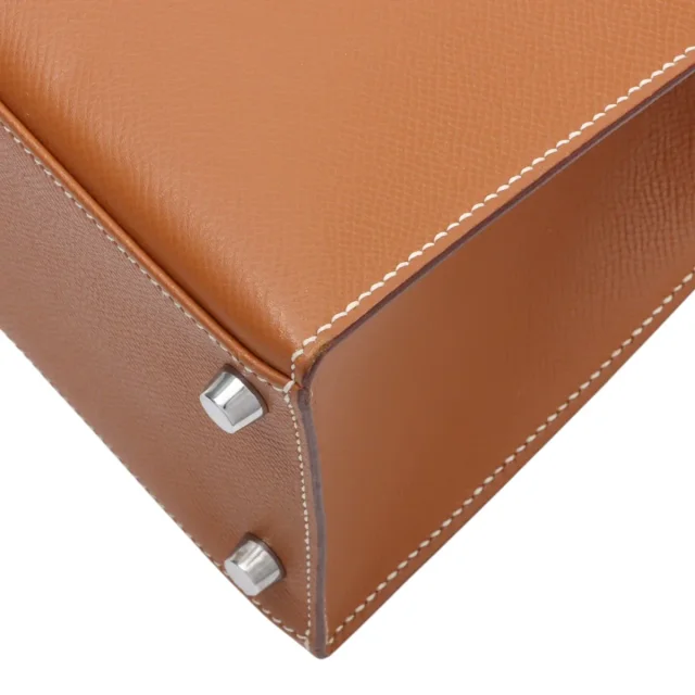 Hermès 2009 Kelly 28 Gold in Gold Epsom leather from VINTAGE QOO TOKYO, photo 11 of 18