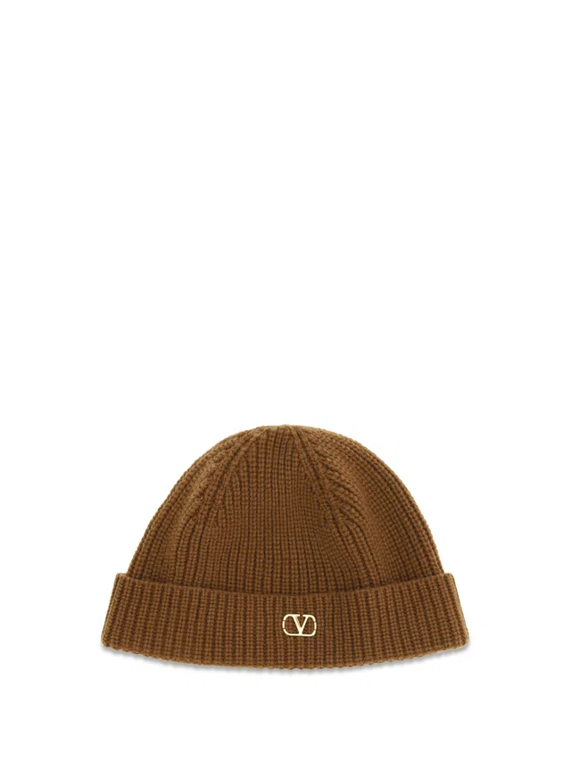 Valentino Garavani 9y2hb02gatz Cashmere Vlogo Beanie — Brown Kashmir/capra Hircus Beanies in Brown Cashmere from HEWI