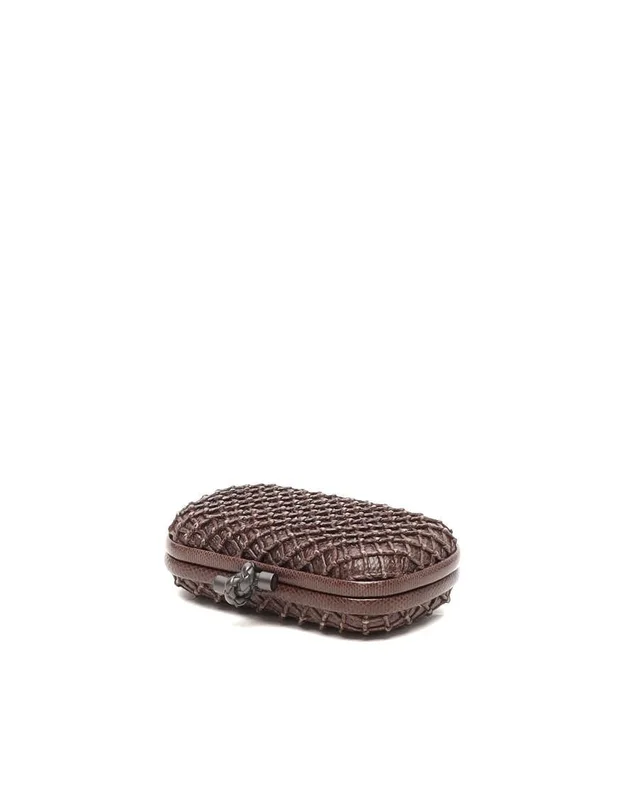 Bottega Veneta Intrecciato Knot Clutch Bag in Woven leather from A Retro Tale, photo 4 of 8