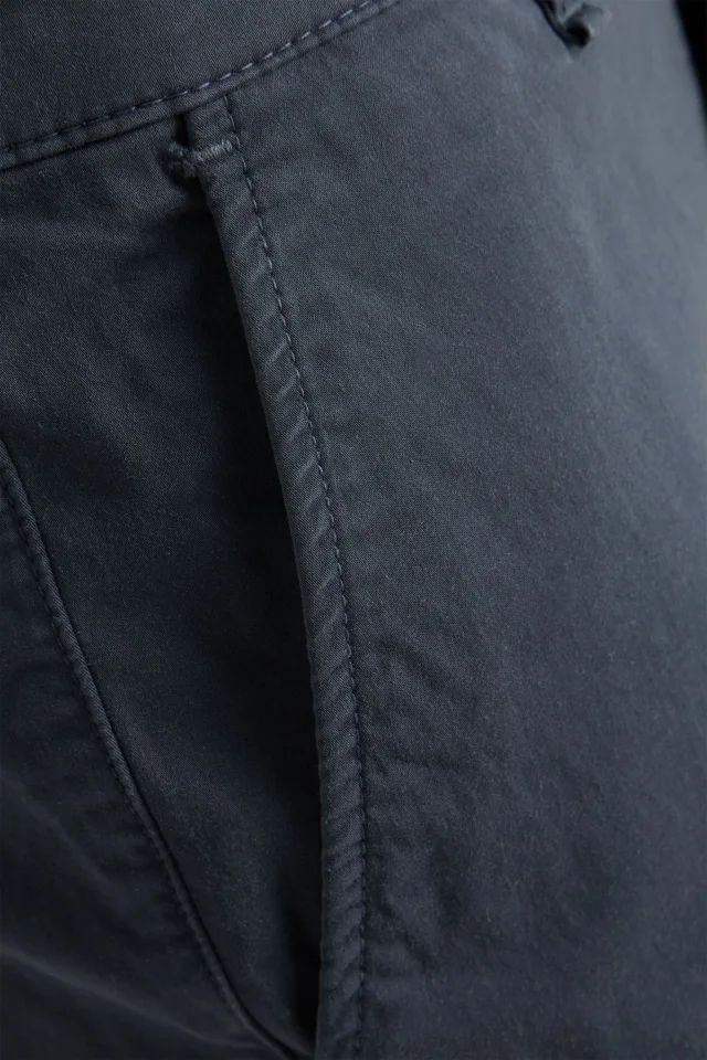 Rag & Bone Standard Cotton-Blend Twill Chinos, photo 4 of 4 from THE OUTNET