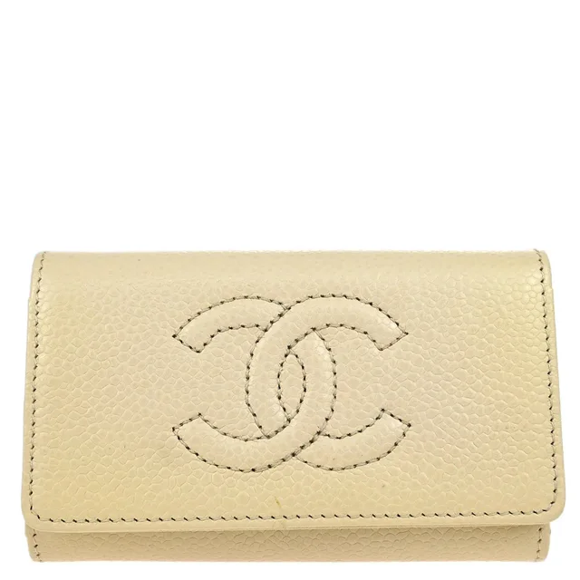 Chanel 2005-2006 White Caviar Six Hook Key Case Small Good in White Caviar leather from AMORE Vintage Tokyo
