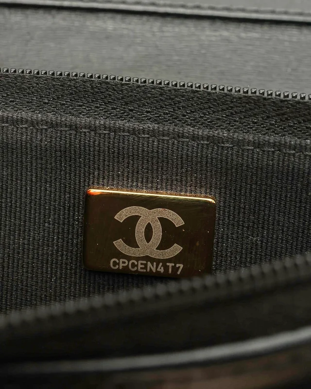Chanel Wallet On Chain Bag in Leather from A Retro Tale, photo 11 of 12