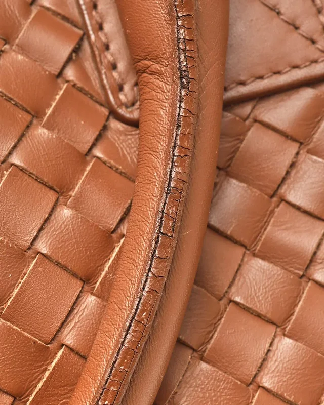 Bottega Veneta Intrecciato Boston Bag in Woven leather from A Retro Tale, photo 7 of 8