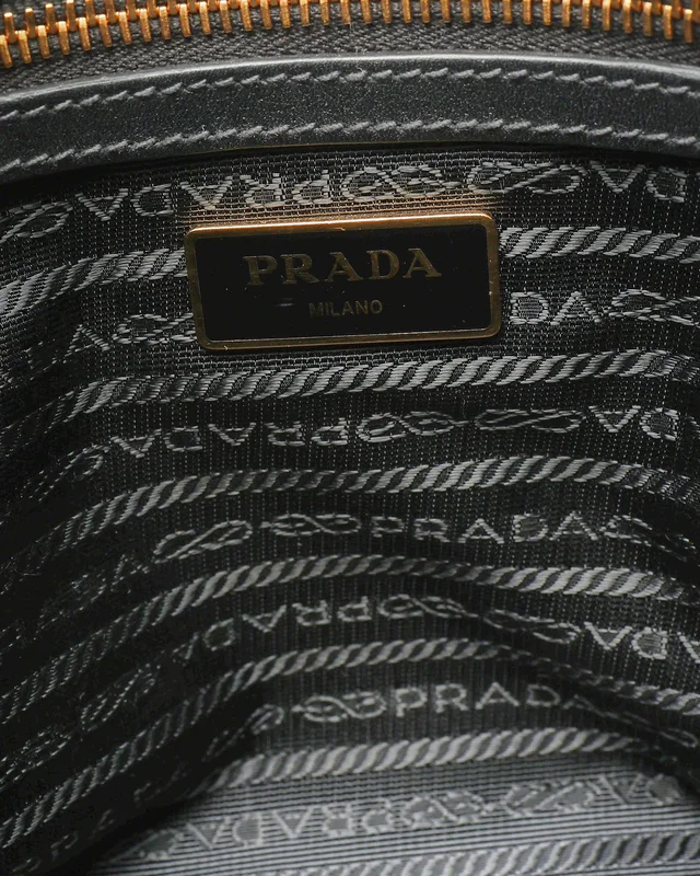 Prada Jacquard Tote Bag in Canvas from A Retro Tale, photo 9 of 12