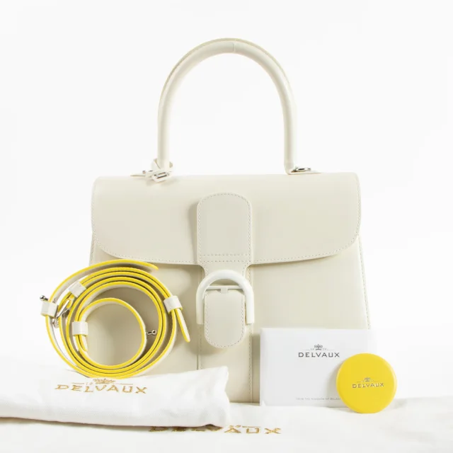 Delvaux Ivory Box Calf Brillant MM Magic Bag in White Box leather from Labellov, photo 2 of 11