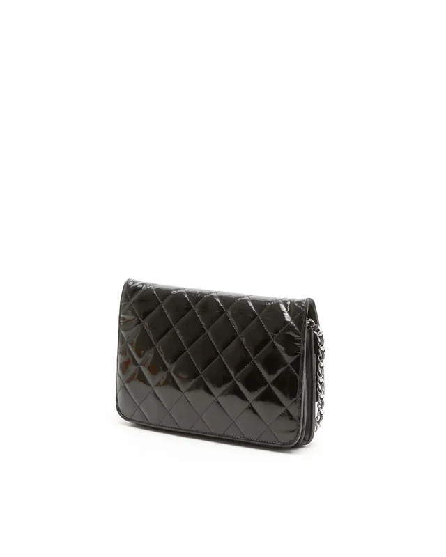 Chanel Brilliant CC Patent Wallet On Chain Bag in Patent leather from A Retro Tale, photo 3 of 10