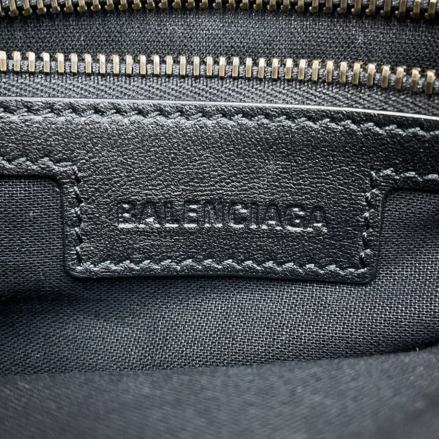 Balenciaga City 2way Bag White806395 Arena Lambskin Size Mini in Lambskin from GALLERY RARE, photo 16 of 18
