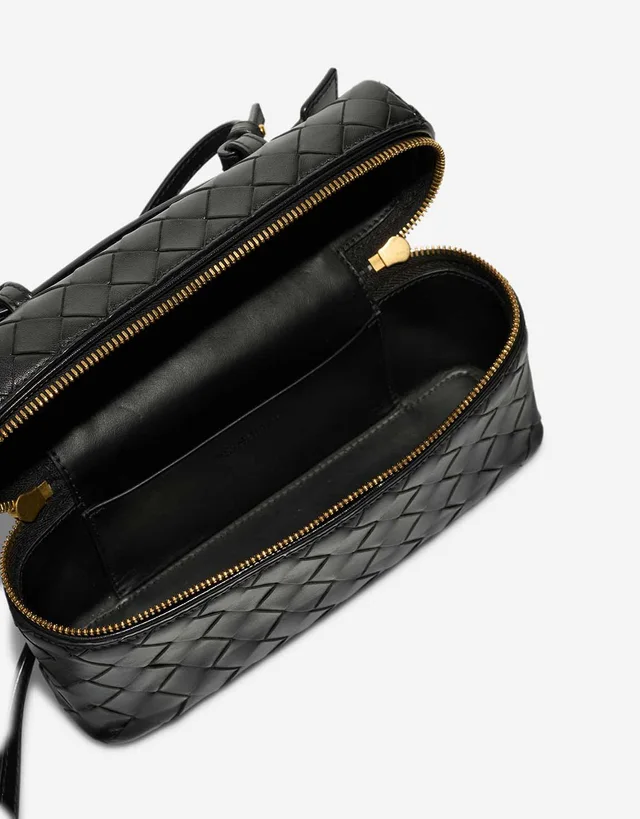 Bottega Veneta Bang Vanity Small Lamb Black in Black Lambskin from SACLÀB, photo 10 of 10