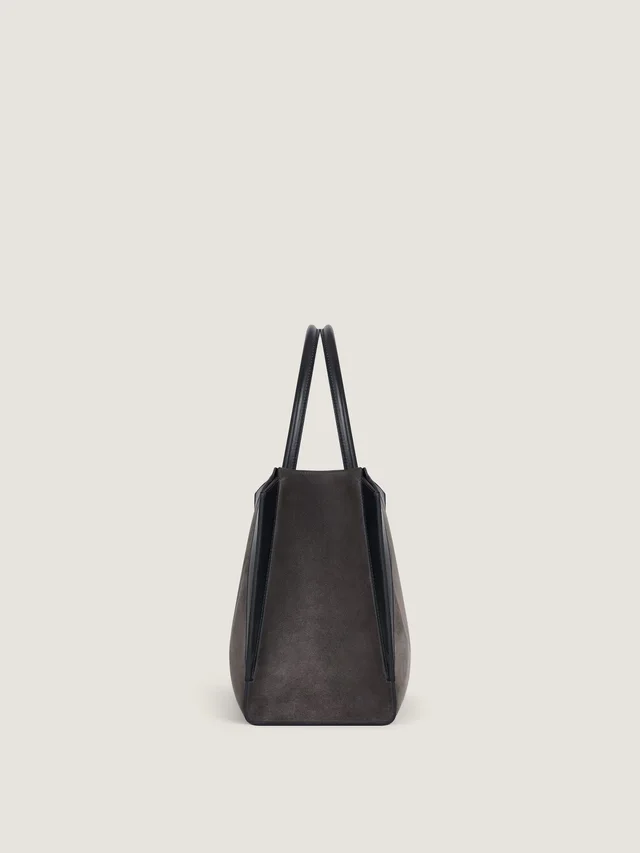 Givenchy Medium Antigona Catchall Bag, photo 2 of 7 from SENSER